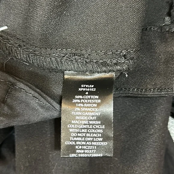 Social Standard by Sanctuary Logan Black Crop Utility Pant Zipper Ankle … - Picture 12 of 12